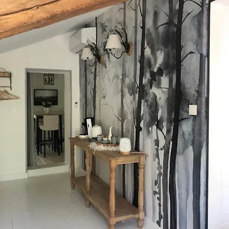 Le Val Du Lys Bed & Breakfast *